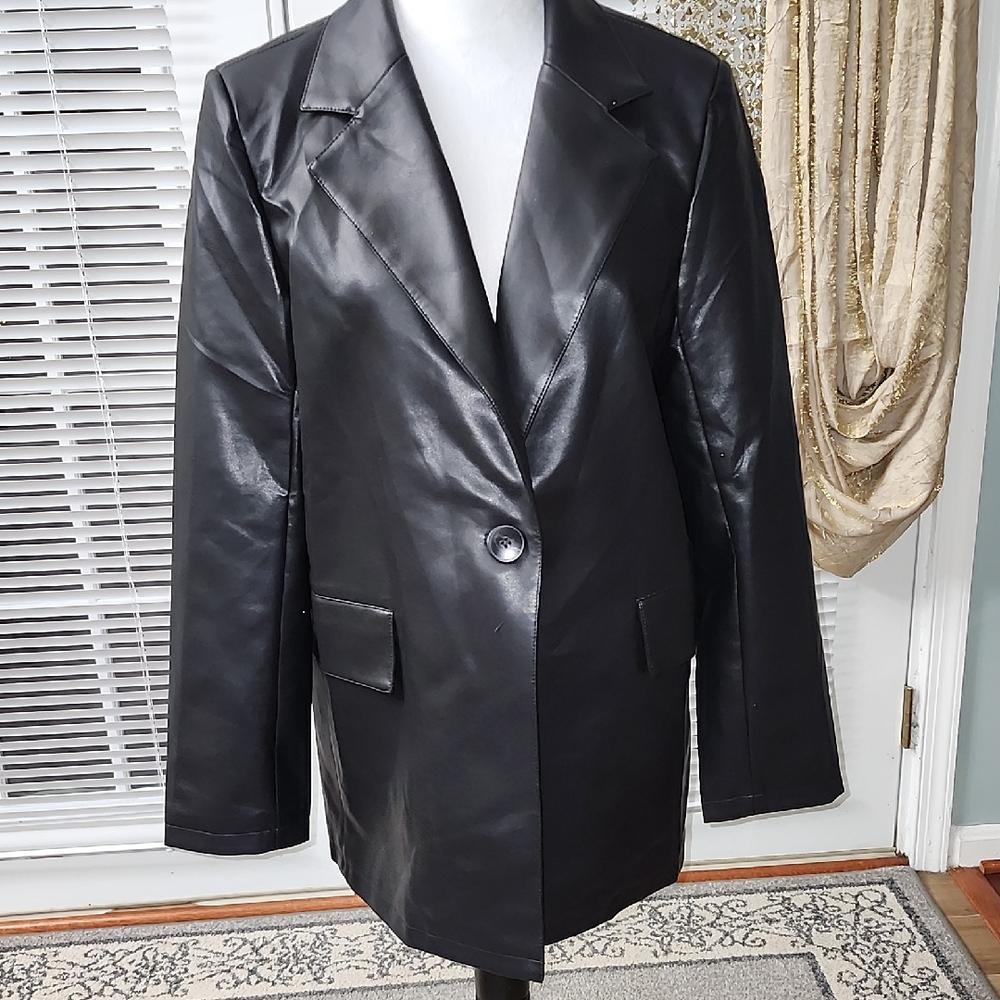 Sophisticated Black Leather Blazer